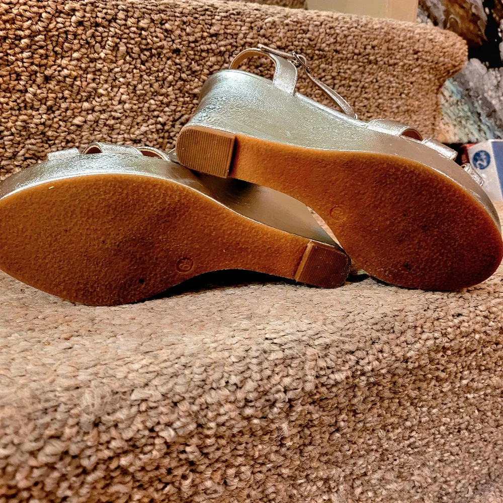 Michael Shannon silver platforms, size 6.5 - Picture 5 of 7